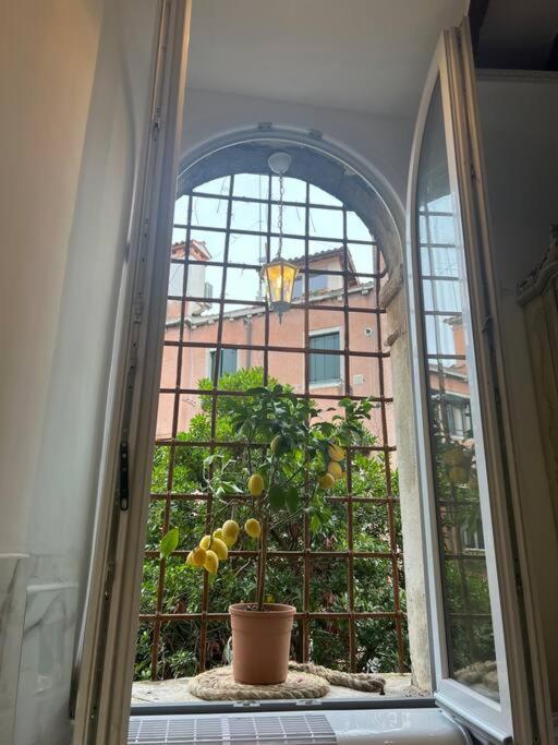 Mariangela Venetian Suite Veneza Exterior foto